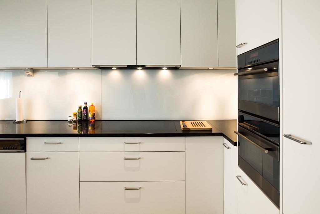 Central Apartments Lucerne Phòng bức ảnh
